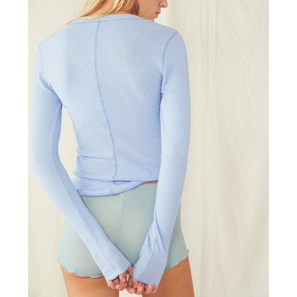 NWT Free People One Of The Girls Henley / Cerulan - Picture 2 of 5